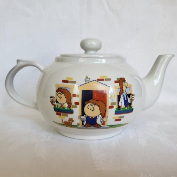 Tetley Tea Folk Teapot and Mugs - Picture 3 of 14